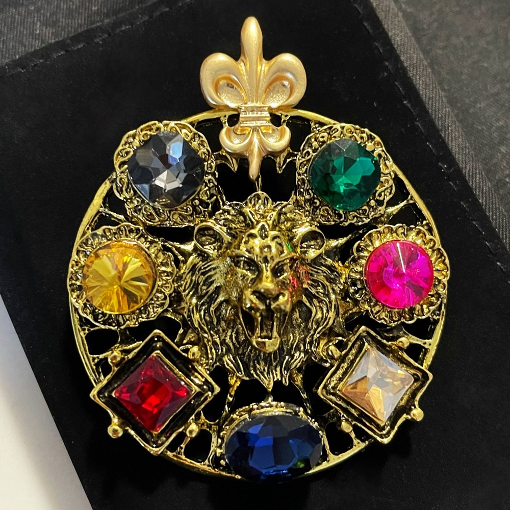 ✨Stunning Large Lion w Rhinestones Brooch Retro Style